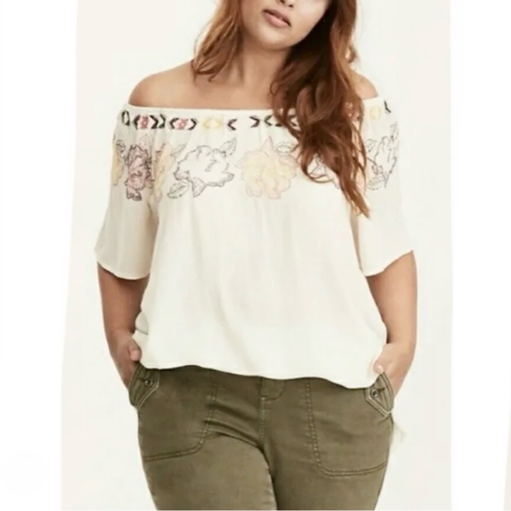 Torrid 3X floral embroidered off shoulder top